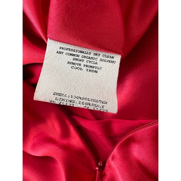 Jessica McClintook for Gunne Sax Vintage Beautiful Red One Shoulder Satin Dress - Picture 10 of 11